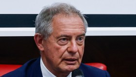 Ex Ilva, piano di decarbonizzazione per salvare Acciaierie d’Italia: impianti green dal 2033