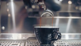 Quanto costa il caffè al bar, la classifica dei prezzi delle città italiane