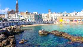 Comprare casa a Monopoli Bandiera Blu, il prezzo medio degli immobili