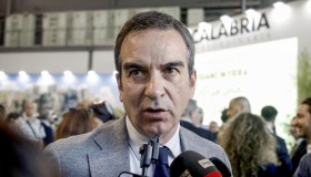 Calabria, si dimette il presidente Occhiuto dopo l’avviso di garanzia