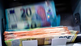 Rottamazione quater prossima scadenza il 31 luglio. Primo appuntamento per i riammessi