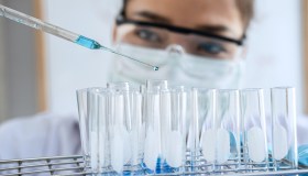 Predisposizione al tumore, come scoprirla coi test genetici e gestire i risultati