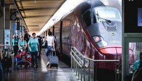 Treni in ritardo di 110 minuti durante l’estate: è colpa dei cantieri