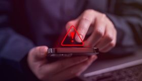 Truffe social in Italia, quanto ci costano davvero?