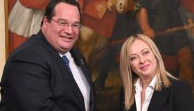 Stop all’aumento dell’età pensionabile: la promessa del Governo