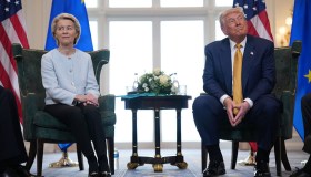 Europa divisa sui dazi Usa, la Germania tratta da sola