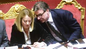 Meno tasse in busta paga su straordinari e festivi, il piano del Governo