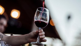 Vini rari sotto i 50 euro: i migliori premiati e prodotti nelle isole italiane