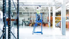 Scale sicure in ambienti esplosivi: come Ixolift ha eliminato il rischio elettrico