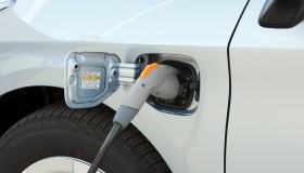 Le auto elettriche in Italia sono meno dell’1%, fanalino di coda Ue
