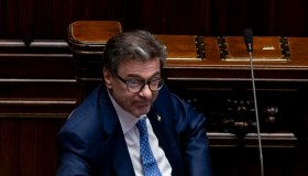 Bonus Giorgetti per chi rinvia la pensione, a chi conviene