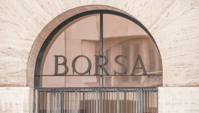 La Borsa dell’11 agosto, Milano chiude in segno rosso nonostante il rimbalzo di Unipol