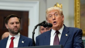 Trump minaccia la Russia: “Due sottomarini nucleari posizionati”. Memorie della Guerra Fredda