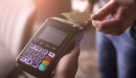 Obbligo pagamenti tracciabili per le spese di professionisti e autonomi