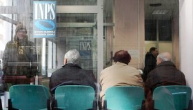 Pensione anticipata, come uscire prima dei 67 anni: tutte le opzioni