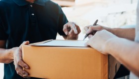 Poste rompe con gli Usa, niente spedizioni dal 29 agosto