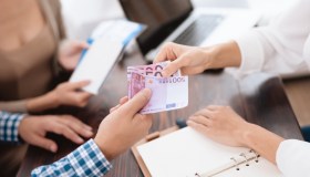 Truffa dei prestiti personali, 894mila vittime in Italia: come difendersi