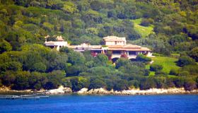 Villa Certosa di Berlusconi quasi venduta, Fininvest smentisce le voci