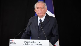 Bayrou accusa l’Italia di dumping fiscale: nuova frattura con Parigi