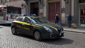 Borse di studio rubate, truffe per 1,2 milioni di euro ai danni degli studenti