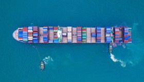 L’Italia perde terreno, commercio estero in calo