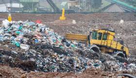 La Tari aumenta, +75 milioni di euro di tasse: la svolta grazie al Pnrr