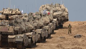 Sanzioni contro Israele, l’Ue si schiera (tardi e poco) contro il genocidio: mossa da 227 milioni