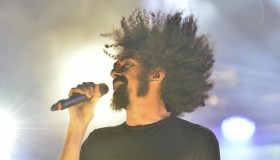 Caparezza annuncia nuove date del tour, in arrivo fumetto e album