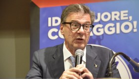 Giorgetti frena su rottamazione e taglio Irpef: “Manovra in salita”