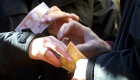 Meno tasse su tredicesima e straordinari con la Manovra