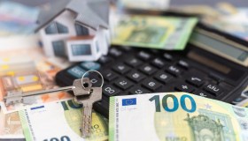 Mutui, tasso variabile più conveniente per tre anni: risparmi fino a 1.050 euro