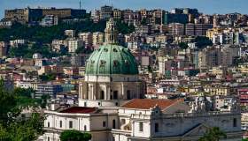 Comprare casa a Napoli, prezzi in rialzo da Vomero a Collina