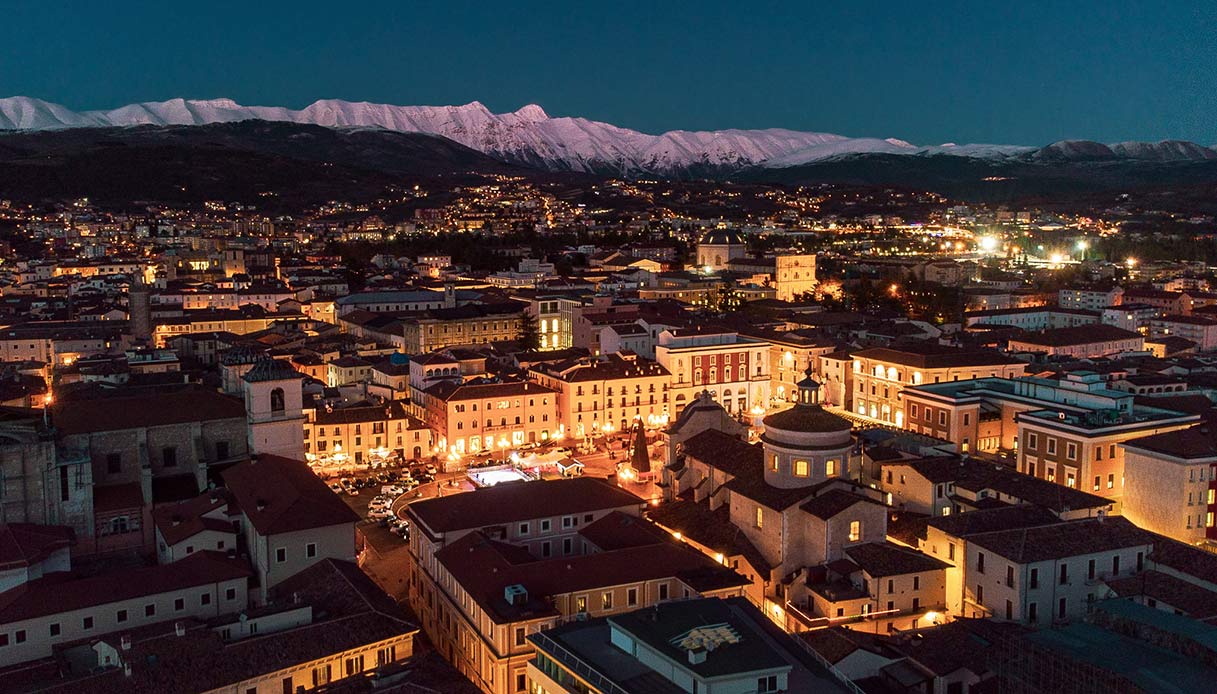 L’Aquila, al via il maxi progetto di riqualificazione energetica: investimenti per oltre 24 milioni L’Aquila, al via il maxi progetto di riqualificazione energetica: investimenti per oltre 24 milioni