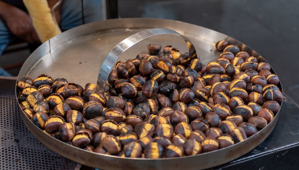 perch233 le castagne costano di meno nell8217autunno 2025 e quando conviene comprarle da Quifinanza.it perch233 le castagne costano di meno nell8217autunno 2025 e quando conviene comprarle