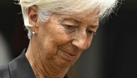 Taglio dei tassi Bce rimandato, rimangono al 2%: cosa succede a dicembre