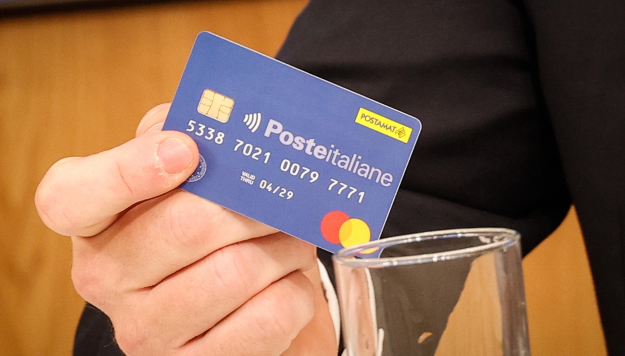 Carta Dedicata a te, pronte le liste definitive dei beneficiari: 500 euro in arrivo Carta Dedicata a te, pronte le liste definitive dei beneficiari: 500 euro in arrivo