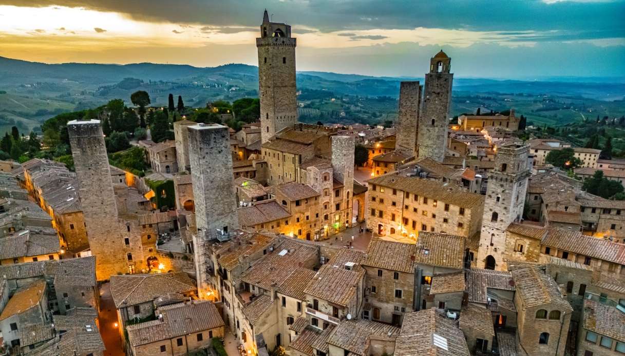 Le vere città di Halloween in Italia, quanto costa comprare casa o affittare qui Le vere città di Halloween in Italia, quanto costa comprare casa o affittare qui