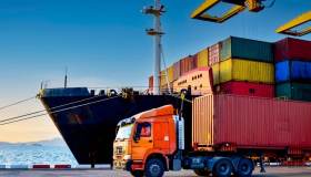 Crollano le esportazioni verso gli Stati Uniti, crescono per la Francia