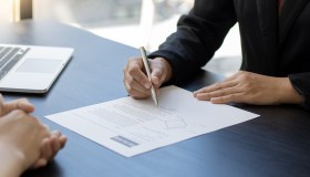 Contratti pirata, 160mila lavoratori perdono fino a 12mila euro l’anno