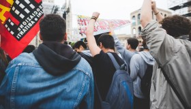 Sciopero illegittimo, cosa rischiano lavoratori e sindacati: multe e sanzioni