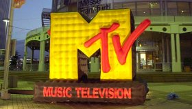Chiude Mtv Music, finisce anche in Italia l’era dei videoclip in televisione