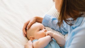 La nascita di un nuovo figlio può ridurre l’assegno di mantenimento?