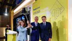 Poste Italiane a 10 anni dal debutto in Borsa: capitalizzazione triplicata e 7 miliardi di cedole