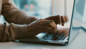 Come si invia una segnalazione per disservizi all’Autorità?