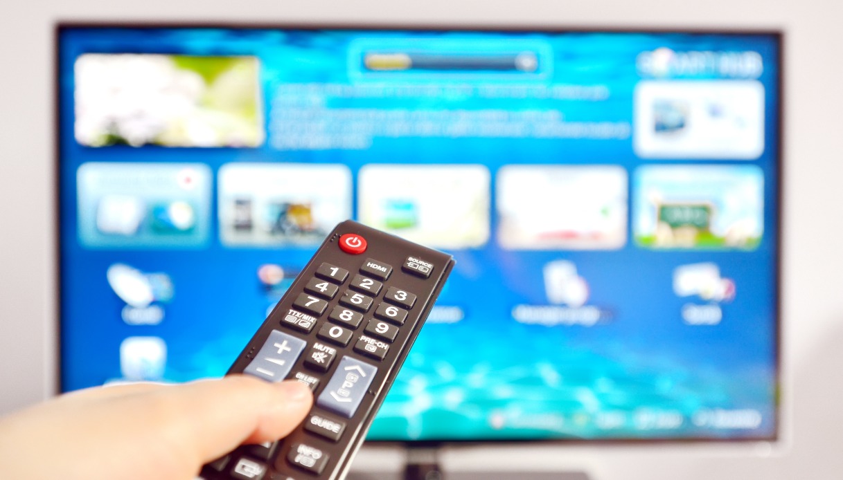 Agcom ridisegna la home delle smart tv: Rai e Mediaset tornano in primo piano Agcom ridisegna la home delle smart tv: Rai e Mediaset tornano in primo piano