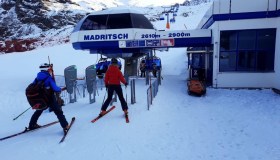 Prezzi skipass in aumento con la nuova stagione sciistica, 12 miliardi di giro d’affari