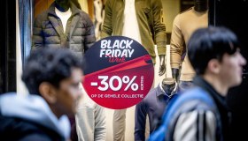 Black Friday 2025, truffe in aumento del 400%: attenzione ai siti falsi