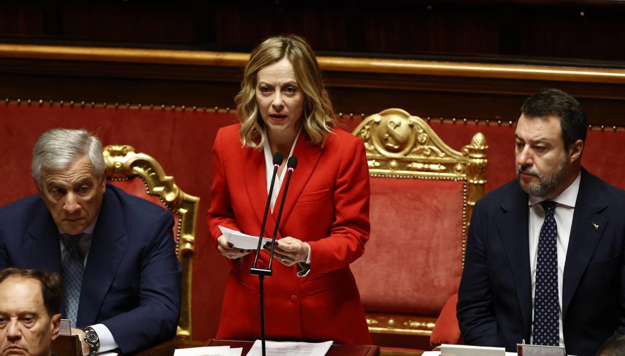 Manovra, 1.600 emendamenti dalla maggioranza: dai pacchi al bonus tombe Manovra, 1.600 emendamenti dalla maggioranza: dai pacchi al bonus tombe