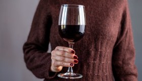 Arriva il “pacchetto vino”: quali sono le nuove regole UE, valide anche in Italia