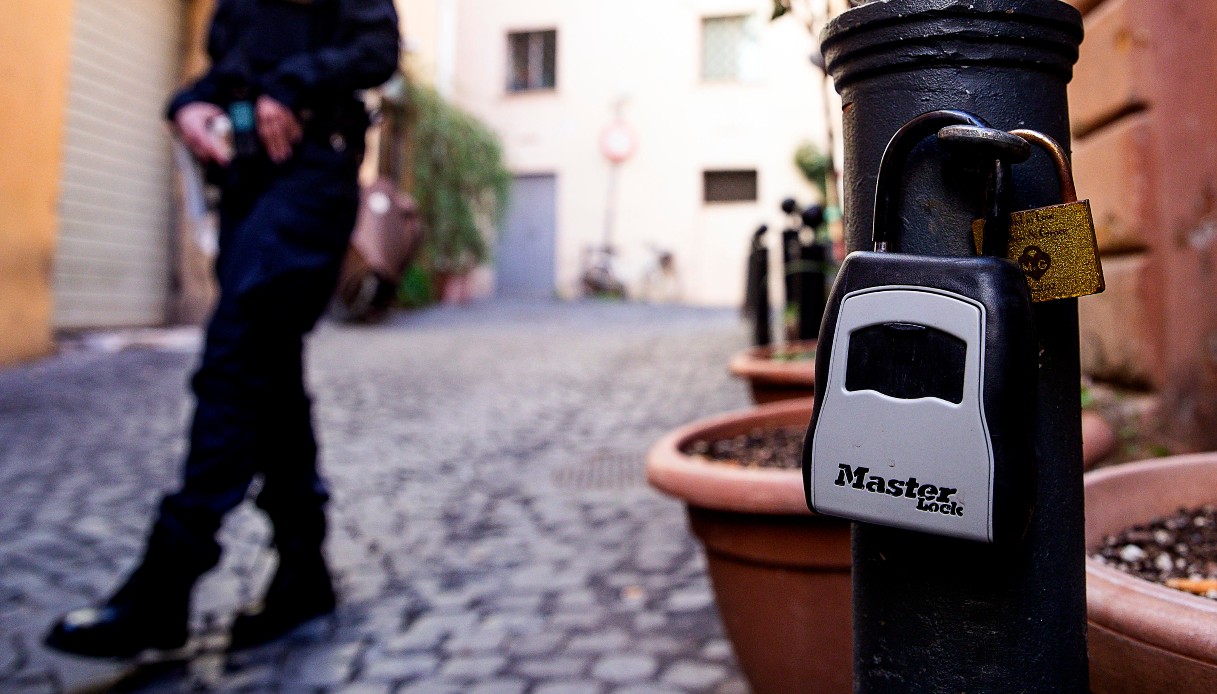 Affitti brevi, no al self check in: nuovi obblighi per i proprietari